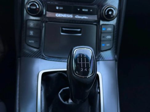 Used 2015 Hyundai Genesis 3.8 RWD image 44
