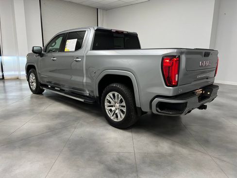 Used 2025 GMC Sierra 1500 Denali w/ Technology Package AWD/4WD image 6