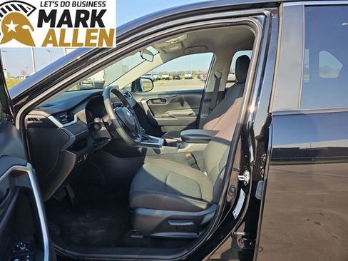 Used 2025 Toyota RAV4 LE image 18