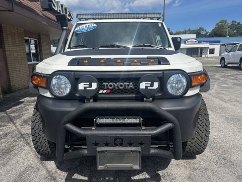 Used 2008 Toyota FJ Cruiser 4WD image 3