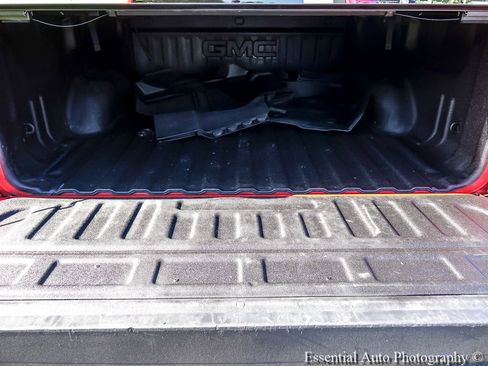 Used 2019 GMC Sierra 1500 SLE w/ SLE Value Package AWD/4WD image 26