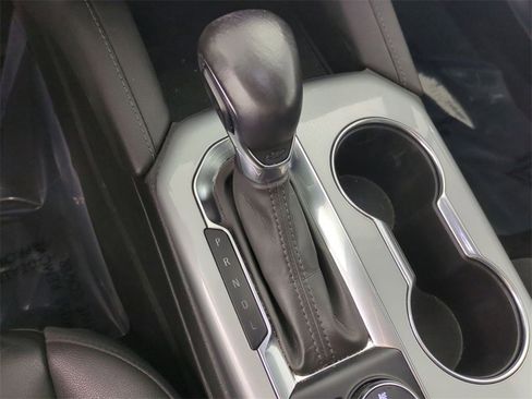 Certified 2022 Chevrolet Blazer LT w/ Sound & Technology Package image 16