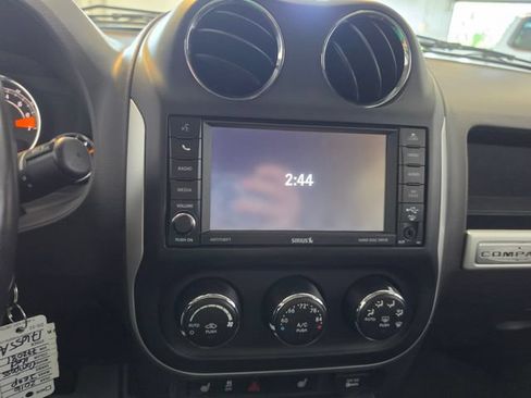 Used 2016 Jeep Compass High Altitude AWD/4WD image 20