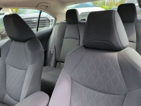 Used 2021 Toyota Corolla LE FWD image 8