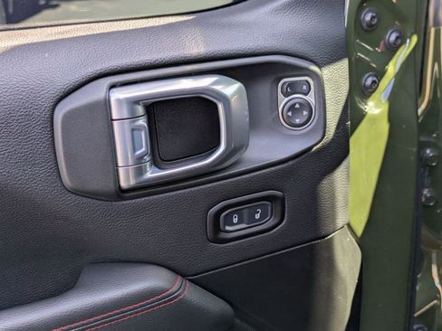 Used 2023 Jeep Gladiator Rubicon w/ LED Lighting Group image 11