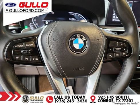 Used 2021 BMW 530e w/ Executive Package image 23