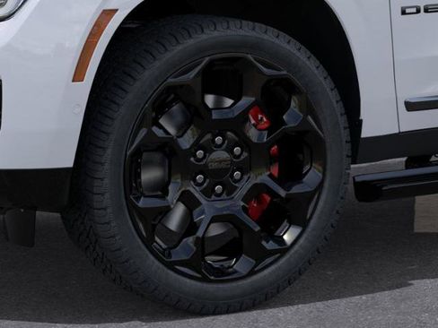New 2026 GMC Yukon XL Denali Ultimate AWD/4WD image 9