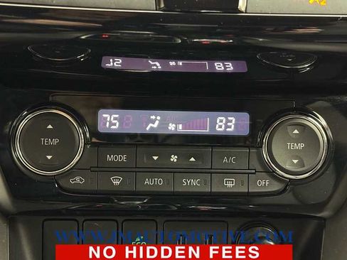 Used 2019 Mitsubishi Eclipse Cross SEL image 38