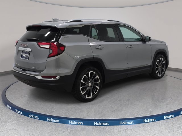 Used 2023 GMC Terrain SLT w/ LPO, Floor Liner Package AWD/4WD image 6