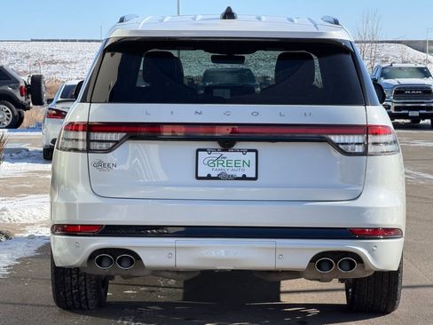 Used 2025 Lincoln Aviator Reserve w/ Jet Appearance Package image 8