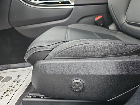 Certified 2026 Mercedes-Benz GLC 300 GLC 300 image 30