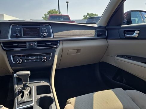 Used 2016 Kia Optima LX FWD image 24