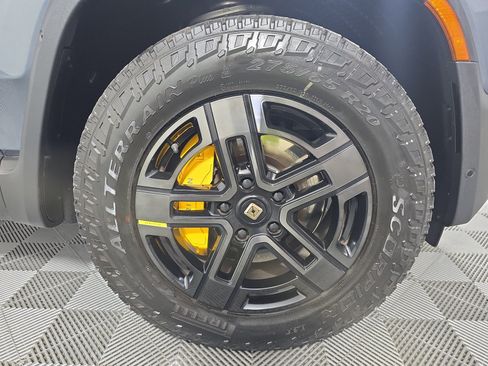 Used 2024 Rivian R1T Adventure Quad AWD/4WD image 11