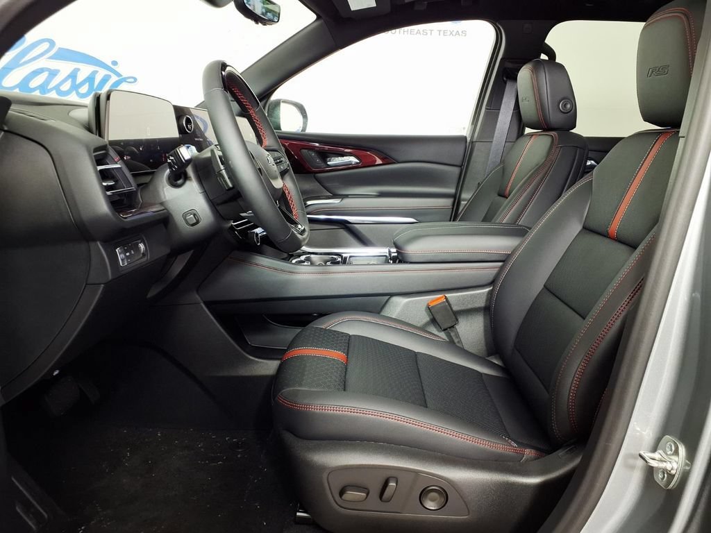New 2026 Chevrolet Traverse RS FWD image 7