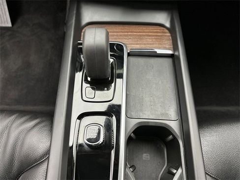 Certified 2022 Volvo XC60 T8 Inscription Expression image 20