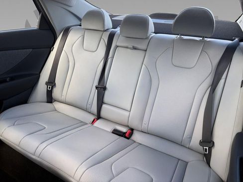 New 2026 Hyundai Elantra Limited FWD image 35