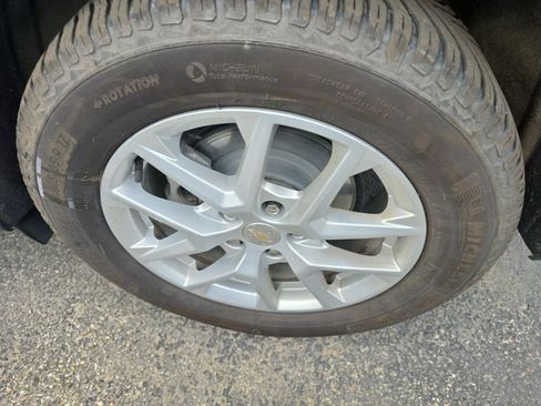 Certified 2023 Chevrolet Equinox LT AWD/4WD image 7