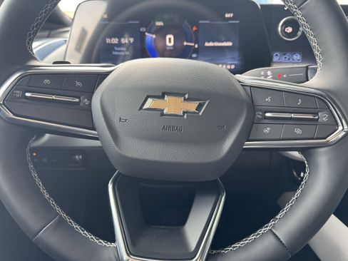 New 2026 Chevrolet Equinox EV LT image 29