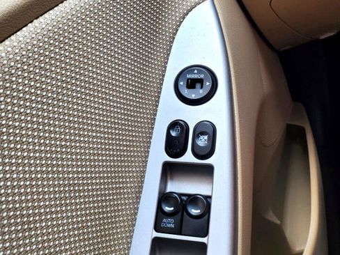 Used 2014 Hyundai Accent GLS image 11