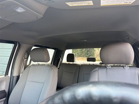 Used 2019 Ford F150 XLT w/ XTR Package image 25