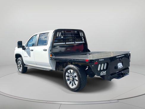 Used 2023 Chevrolet Silverado 2500 Custom w/ Custom Value Package image 6