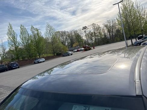 Used 2018 Honda Pilot EX-L image 10