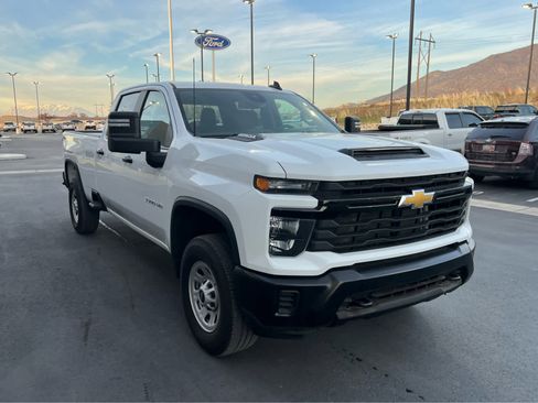 Used 2024 Chevrolet Silverado 3500 W/T w/ WT Convenience Package image 4