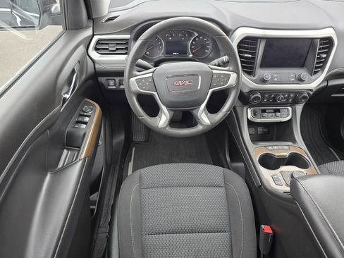 Used 2023 GMC Acadia SLE w/ Driver Convenience Package image 19