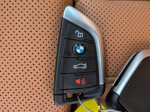 Used 2023 BMW 530i xDrive w/ Premium Package AWD/4WD image 35