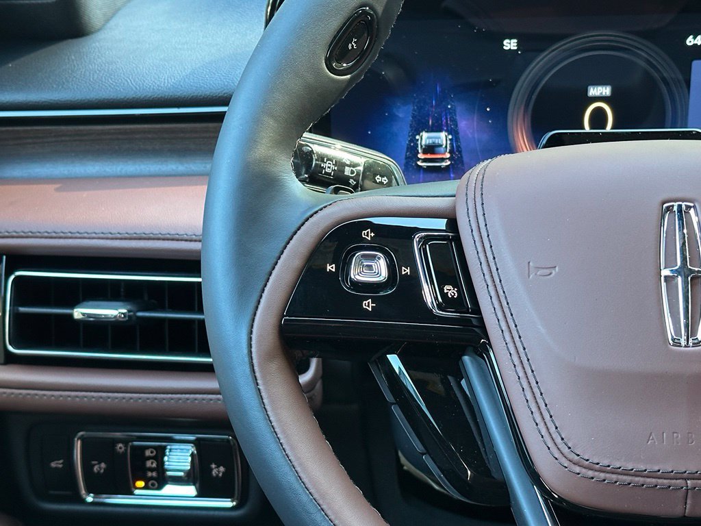 New 2027 Lincoln Aviator Reserve AWD/4WD image 9