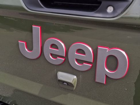 Used 2021 Jeep Gladiator Rubicon AWD/4WD image 26