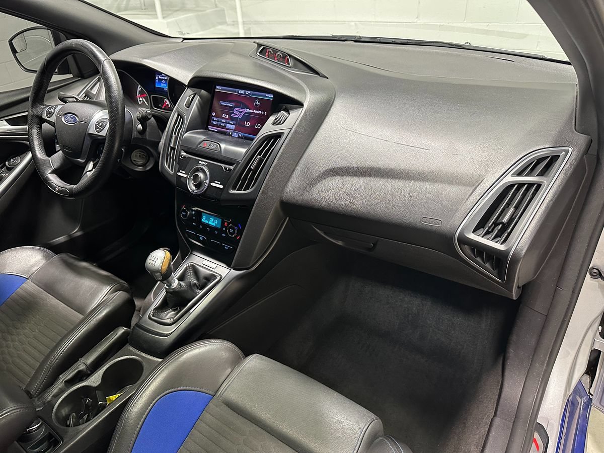 Used 2013 Ford Focus ST FWD image 13