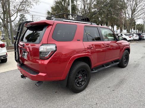 Used 2022 Toyota 4Runner SR5 Premium w/ Moonroof Package image 10