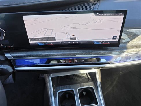 Certified 2025 BMW 740i w/ Premium Package image 26