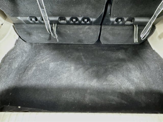 Used 2023 Chrysler Pacifica Touring-L FWD image 32