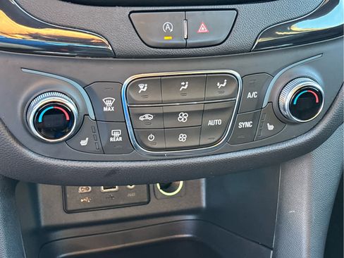 Certified 2023 Chevrolet Equinox RS image 20