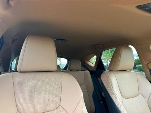 Certified 2024 Lexus NX 250 FWD image 19