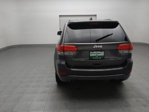 Used 2018 Jeep Grand Cherokee Overland RWD image 6