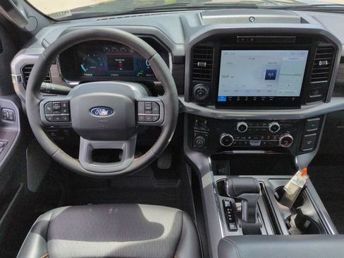 Used 2025 Ford F150 Lariat w/ Equipment Group 501A Mid AWD/4WD image 19