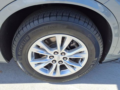 Certified 2024 Cadillac XT6 Luxury image 7