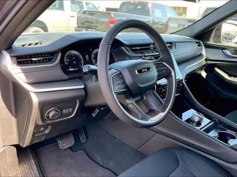 New 2026 Jeep Grand Cherokee Laredo X AWD/4WD image 6