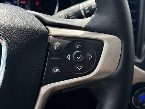 Used 2023 GMC Acadia Denali w/ Denali Technology Package AWD/4WD image 24