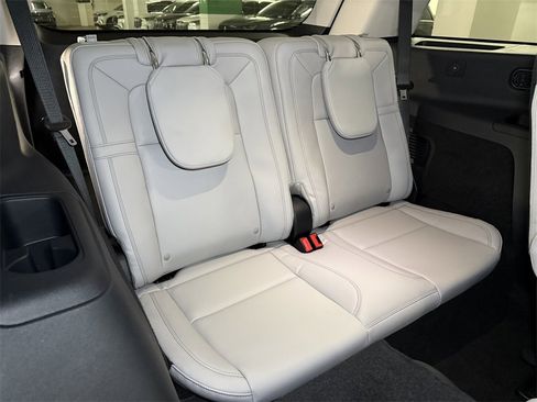 New 2026 Lincoln Aviator Reserve image 15