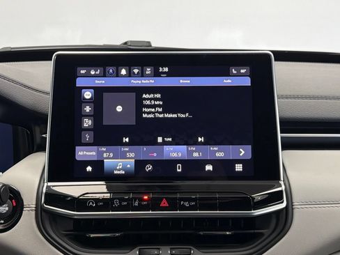 New 2026 Jeep Compass Limited AWD/4WD image 12