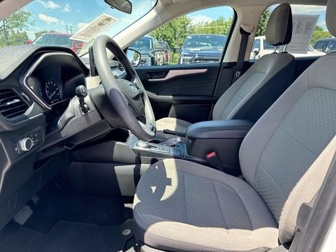 Used 2022 Ford Escape SE FWD image 19