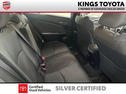 Certified 2016 Toyota Prius Two FWD image 22