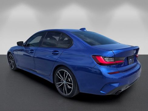 Used 2022 BMW 330i Sedan w/ M Sport Package RWD image 6