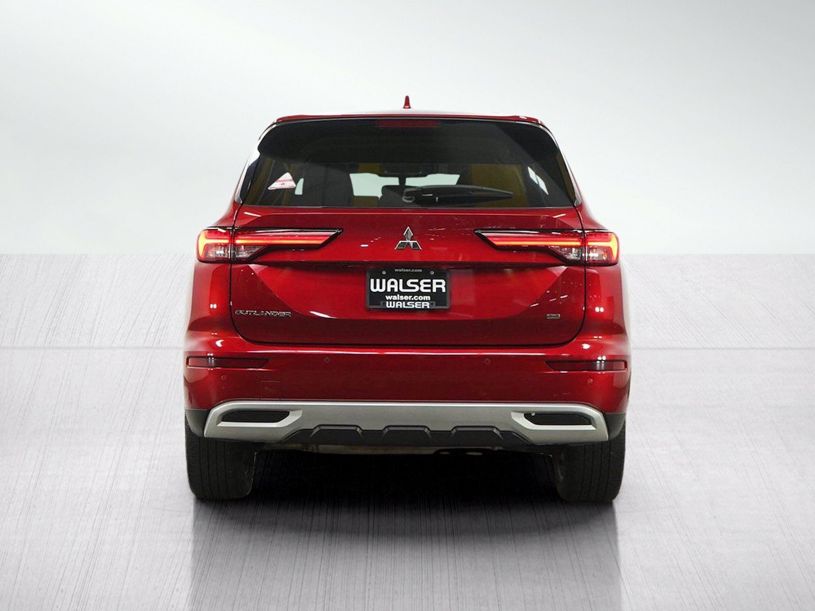 Used 2023 Mitsubishi Outlander SE AWD/4WD image 4