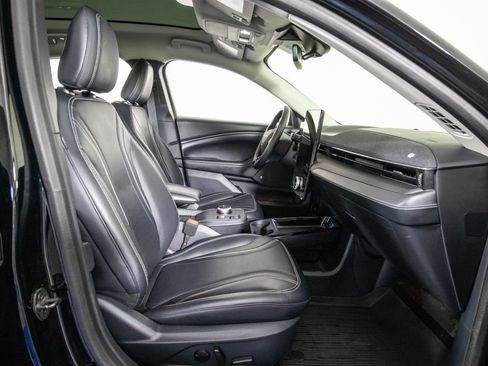 Used 2021 Ford Mustang Mach-E Premium RWD image 9