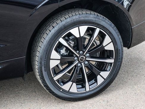 New 2026 Volvo XC60 T8 Plus w/ Protection Package Premier image 10